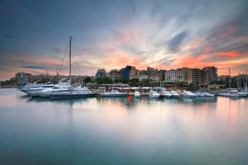 Blue Seaview Suites Pireu Exterior foto